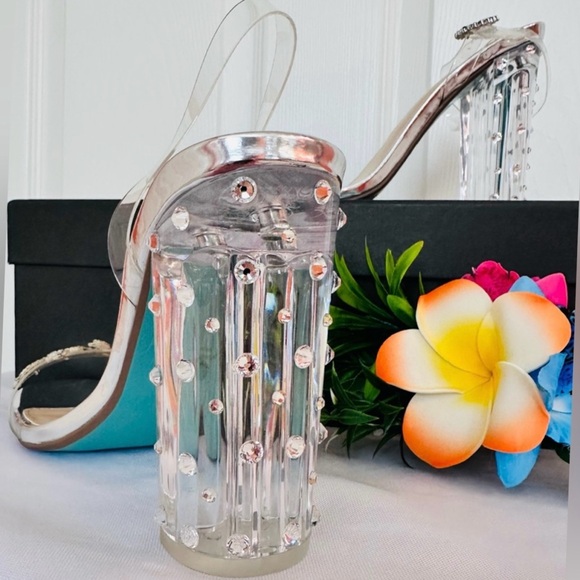 BLUE by BETSEY JOHNSON ~ Silver Lucite 3.5” Block Heels and Bride Glitter Accent - Picture 7 of 10